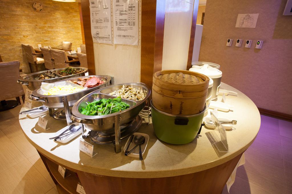 טאיפיי Rich Garden Hotel מראה חיצוני תמונה