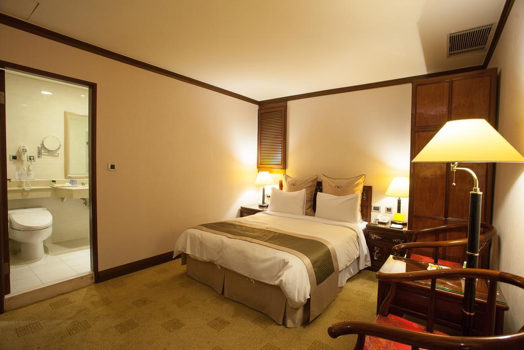 טאיפיי Rich Garden Hotel מראה חיצוני תמונה