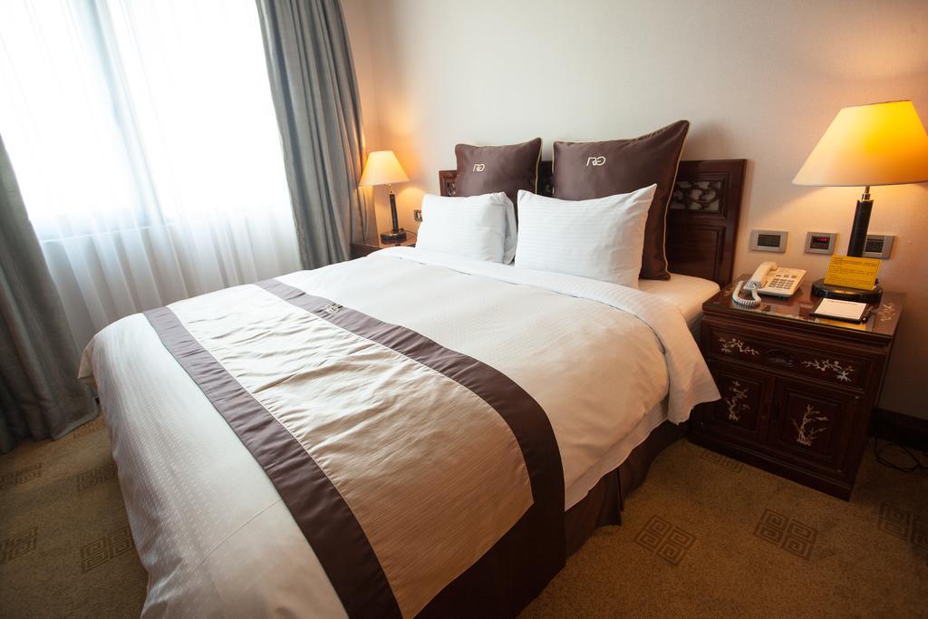 טאיפיי Rich Garden Hotel מראה חיצוני תמונה