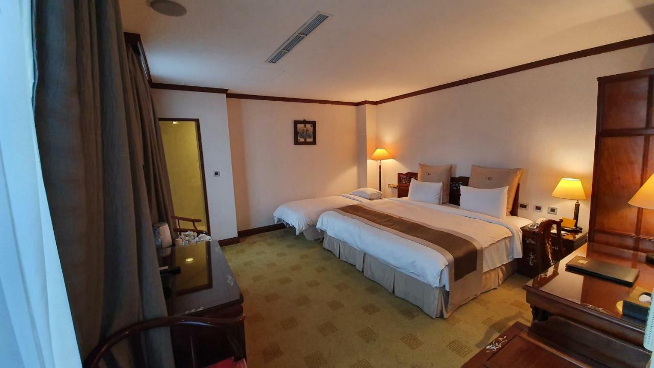 טאיפיי Rich Garden Hotel מראה חיצוני תמונה